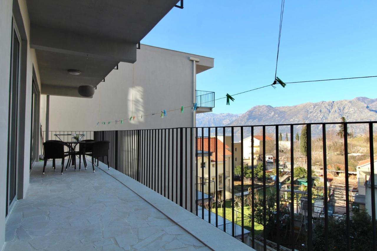 2Bd New Dobrota Apt With Bay Views Kotor Exterior photo